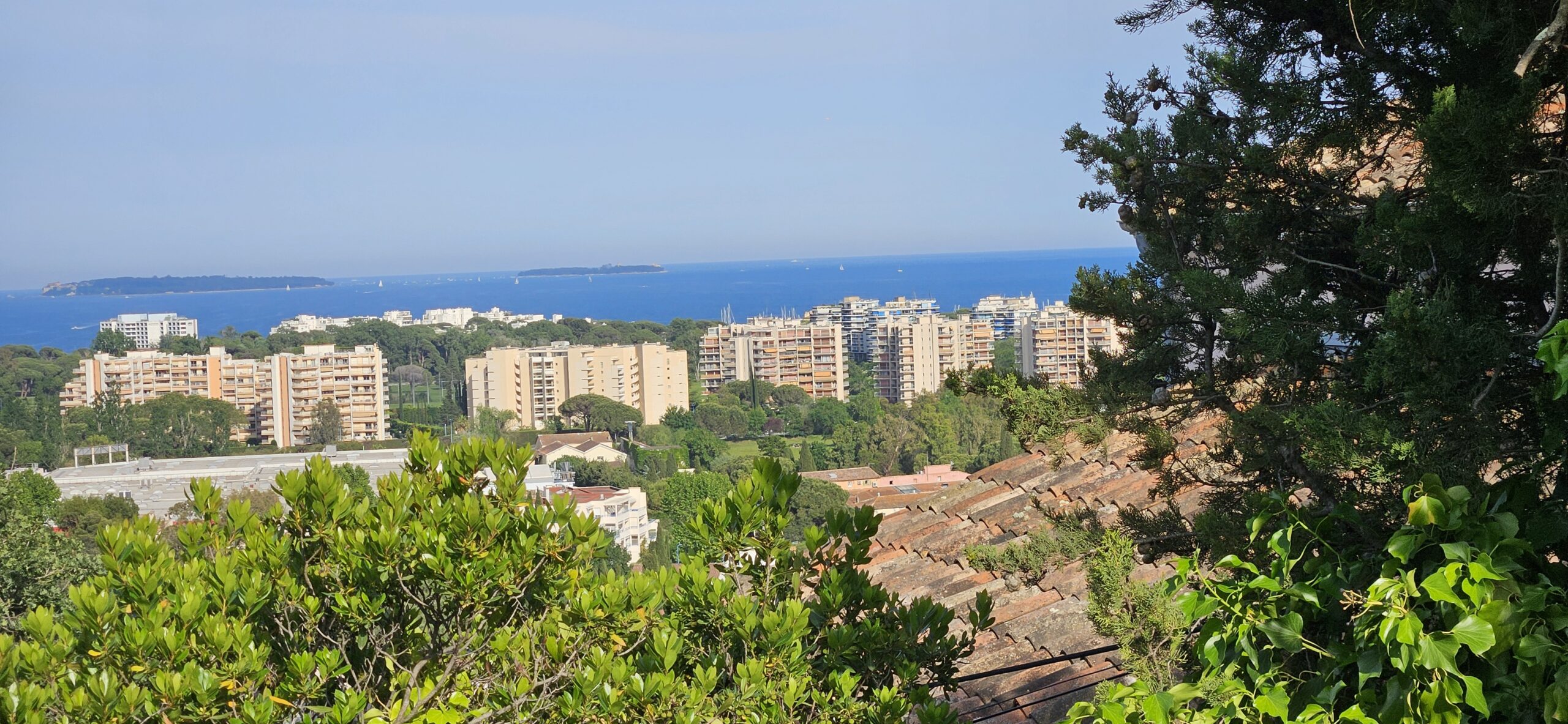 Vue mer du rez-de-jardin, du jardin